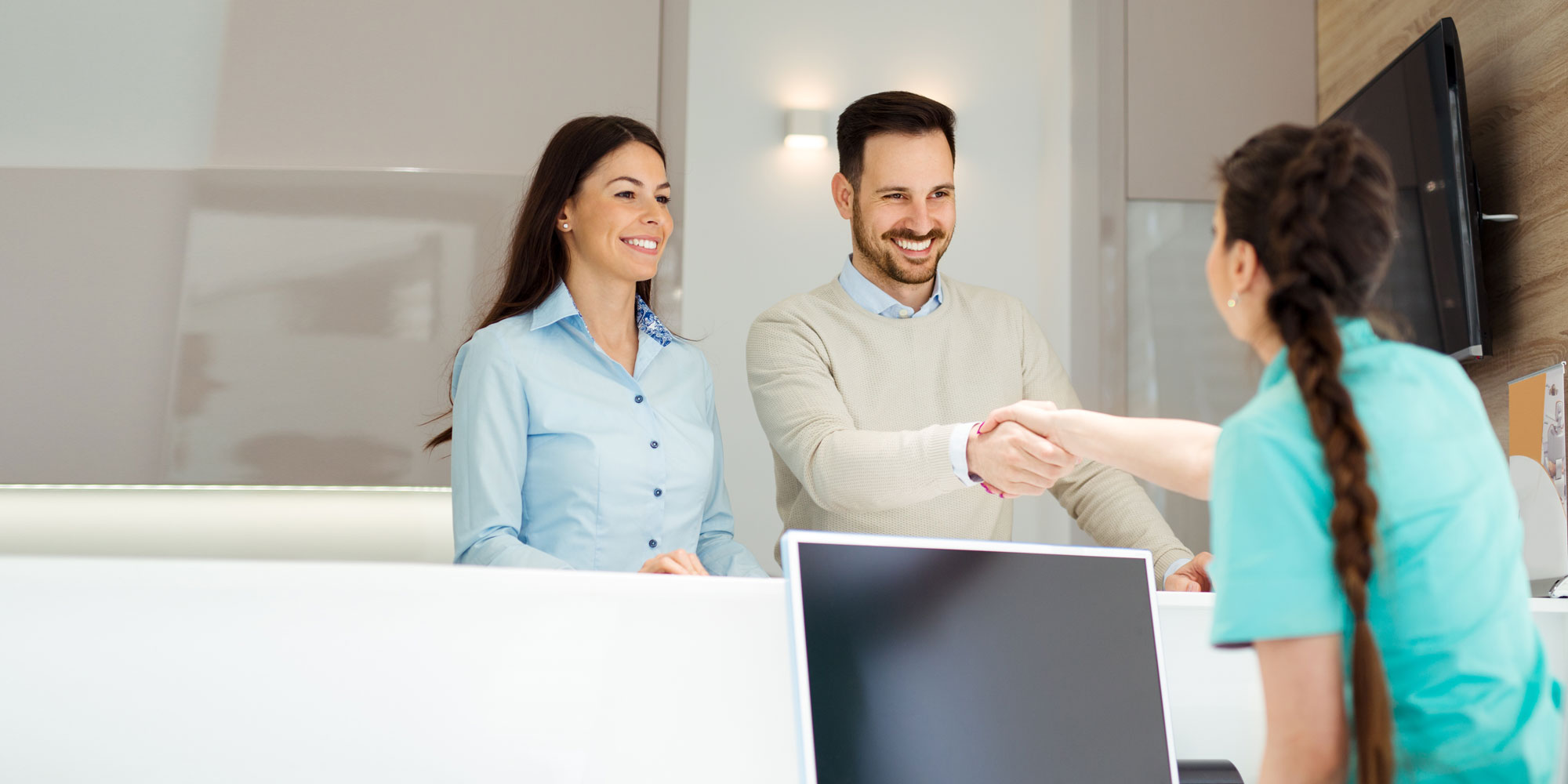 dental patients with front desk